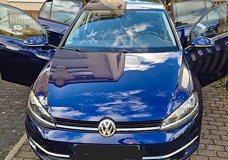 VW Golf Volkswagen 1.5 TSI ACT Sound Bj. 2018 -unfallfrei-