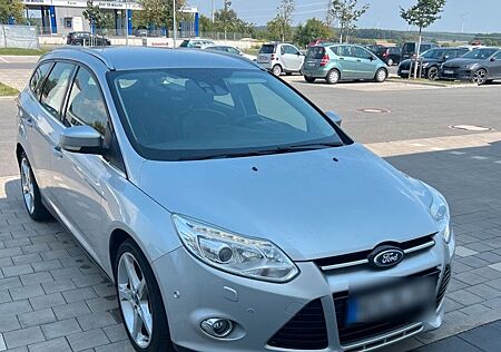 Ford Focus 2,0TDCi 8fach bereift mit Tüv
