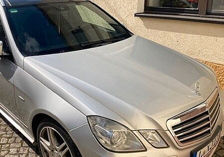 Mercedes-Benz E 350 CGI T BlueEFFICIENCY AVANTGARDE AVANTGARDE