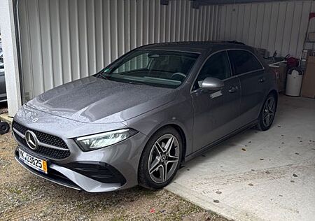 Mercedes-Benz A 180 DCT -AMG Line