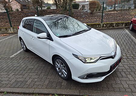 Toyota Auris Executive 1,2T ExecutiveLederPanoKameraPDC