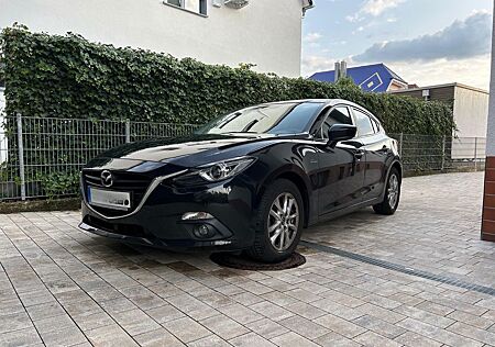 Mazda 3 / 1.Hand / HU bis 2026 + Winterreifen