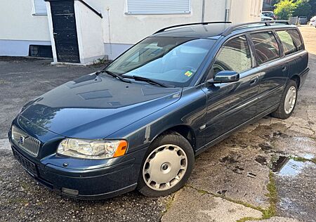 Volvo V70 Kombi Bi-Fuel Momentum