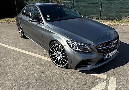 Mercedes-Benz C 300 Burmester*Pano*Widescreen