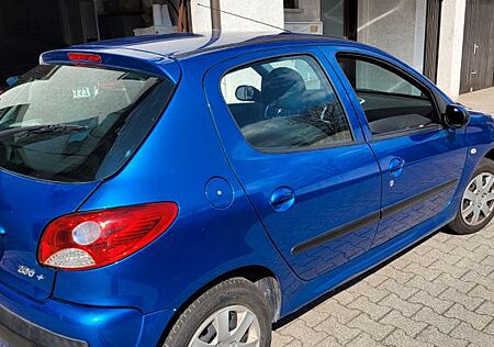 Peugeot 206 1.4 75 -