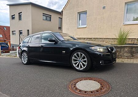 BMW 330d xDrive Touring -