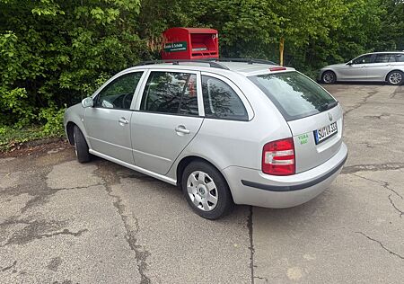 Skoda Fabia Combi 1.4 16V 59 kW Style Edition Styl...