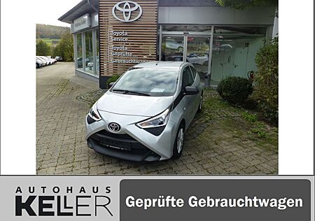 Toyota Aygo (X) Bluetooth, Klimaanlage