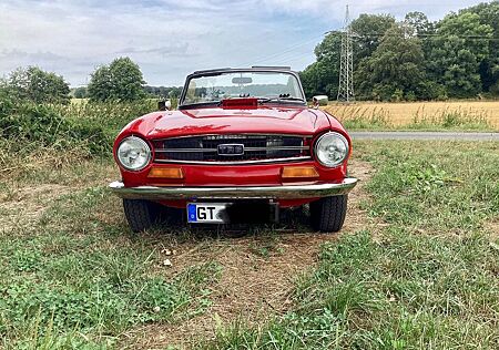 Triumph TR6