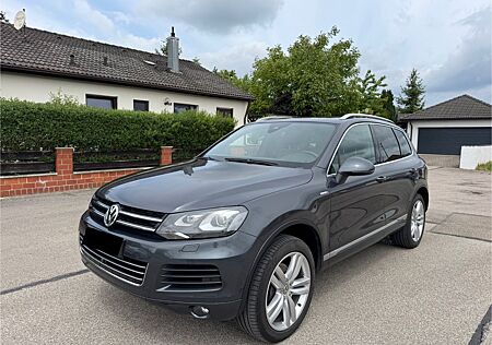 VW Touareg Volkswagen 3.0 TDI V6 EditionX,Pano,AHK,TÜV NEU