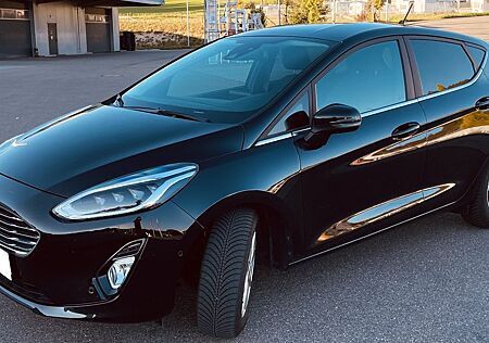 Ford Fiesta 1,0 EcoBoost Hybrid 92kW Titanium, ACC
