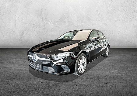 Mercedes-Benz A 250 e MBUX+Navi+SHZ+PDC+DAB