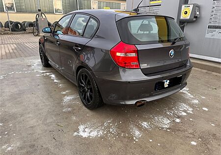 BMW 118i e87 TÜV 12/26 STEUERKETTE NEU 17 Zoll
