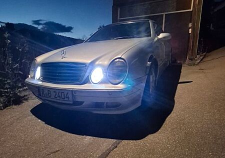 Mercedes-Benz CLK 230 Tüv neu CLK Cabrio 230 KOMPRESSOR Avantgarde
