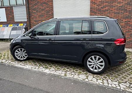 VW Touran Volkswagen 2.0 TDI SCR DSG Highline Highline