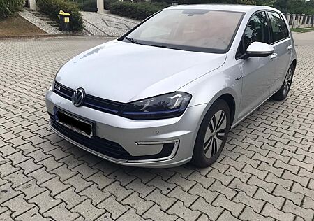 VW Golf Volkswagen e-, 85 KW, EZ 11/2016, 48.350 km, TÜV 02/26