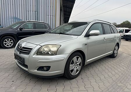 Toyota Avensis Kombi 2.2 D-CAT Travel