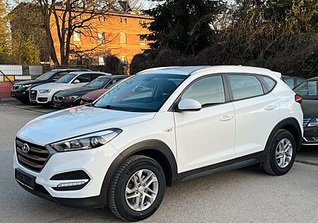 Hyundai Tucson blue Classic 2WD/HU neu/Klima/Navi/AHK.