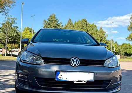 VW Golf Volkswagen 1.2 TSI 63 kW Comfortline Comfortline