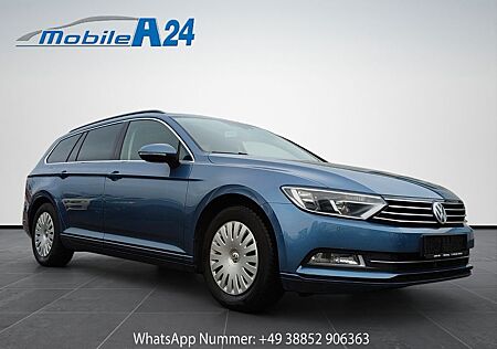 VW Passat Variant Volkswagen Passat V Comfortline NAVI PDC SHZ SCHECKHEFT