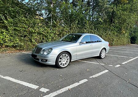 Mercedes-Benz E 350 CGI Lim.*elektr.SD*Nav*Leder*elektr.Sitze