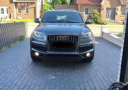 Audi Q7 3.0 TDI Quattro S-Line Tiptronic 8 Voll