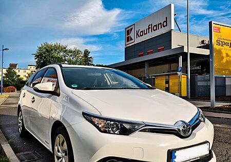 Toyota Auris 1,33-l-Dual-VVT-i -