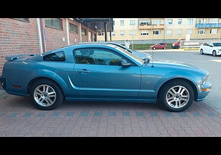 Ford Mustang GT V8 4.6 L Coupe Premium *Top