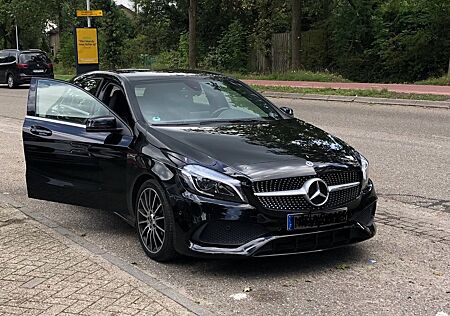 Mercedes-Benz A 200 -AMG EDITION 7G-DCT LED LEDER