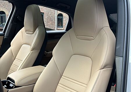 Porsche Cayenne E-Hybrid Coupe SPORTDESIGN*INNODRIVE*22