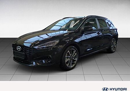 Hyundai i30 KOMBI AUTOMATIK+NAVI+SITZHZG+LENKRADHZG+ALUF