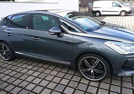 Citroën DS5 HDi 165 SoChic Autom. SoChic