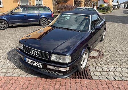 Audi Cabriolet 2.0 -