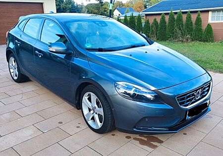 Volvo V40 D3 Geartronic Momentum Momentum