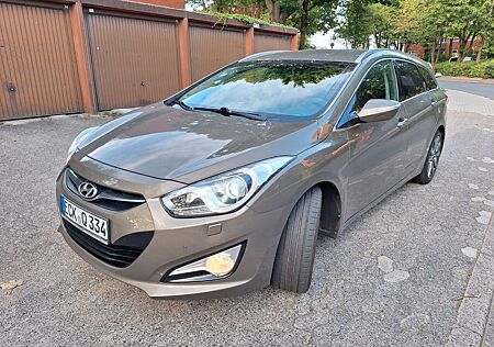 Hyundai i40 cw 1.7 CRDi Style 100kW Style