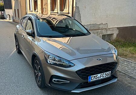 Ford Focus 1,5 EcoBoost 111kW Active Active