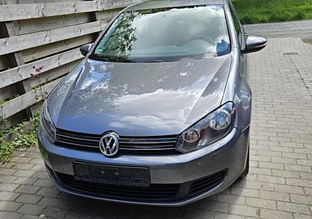 VW Golf Volkswagen 1.4 TSI 90 kW Comfortline Top Zustand