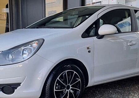 Opel Corsa 1.2 Selection Selection