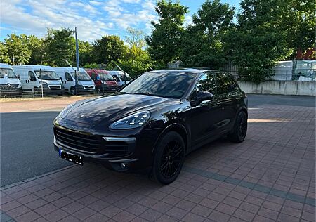 Porsche Cayenne Diesel Platinum Edition AHK Panorama