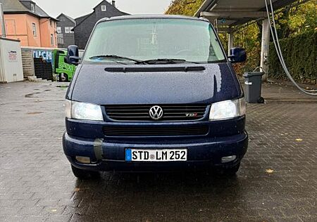 VW T4 Caravelle Volkswagen /WoMo/2,5 TDI/151PS/Ausbau/Solar/Hec