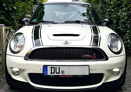 Mini Cooper S JCW Performance Leder Wartung TÜV NEU!