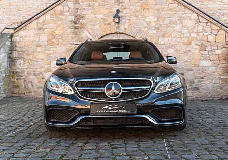 Mercedes-Benz E 63 AMG S 4MATIC Designo ACC 360 Harman Pano