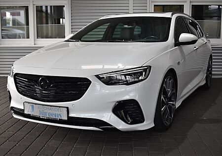 Opel Insignia B Sports Tourer GSi 4x4/LED/RFK/SHZ