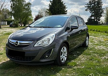 Opel Corsa 1.2l Grau Metallic