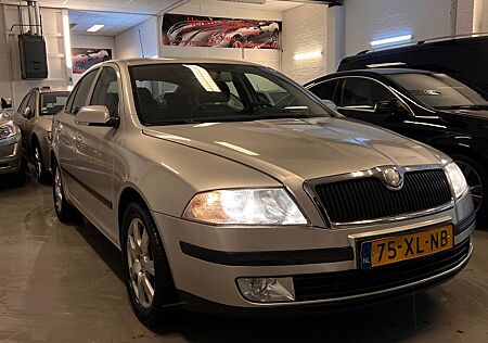 Skoda Octavia 1.9 TDI 77kw Sedan Clima