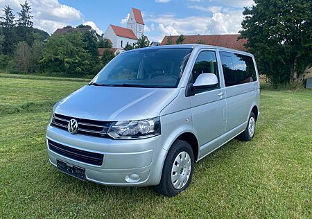 VW T5 Caravelle Volkswagen T5 Caravelle Comfortline Navi