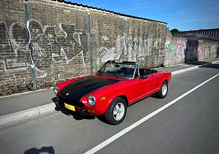 Fiat 124 Spider