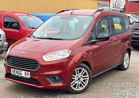 Ford Tourneo Courier Titanium, NAVI,Kamera,Allwetterr
