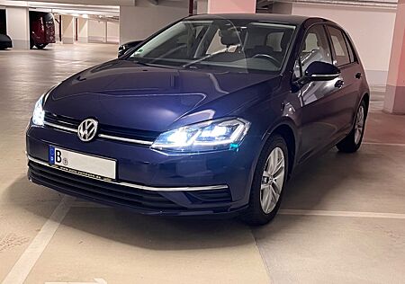 VW Golf Volkswagen VII Comfortline 1.5 TSI DSG Einparkhilfe