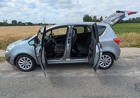Opel Meriva 1.4 Active 88kW Active silber 1. Hand